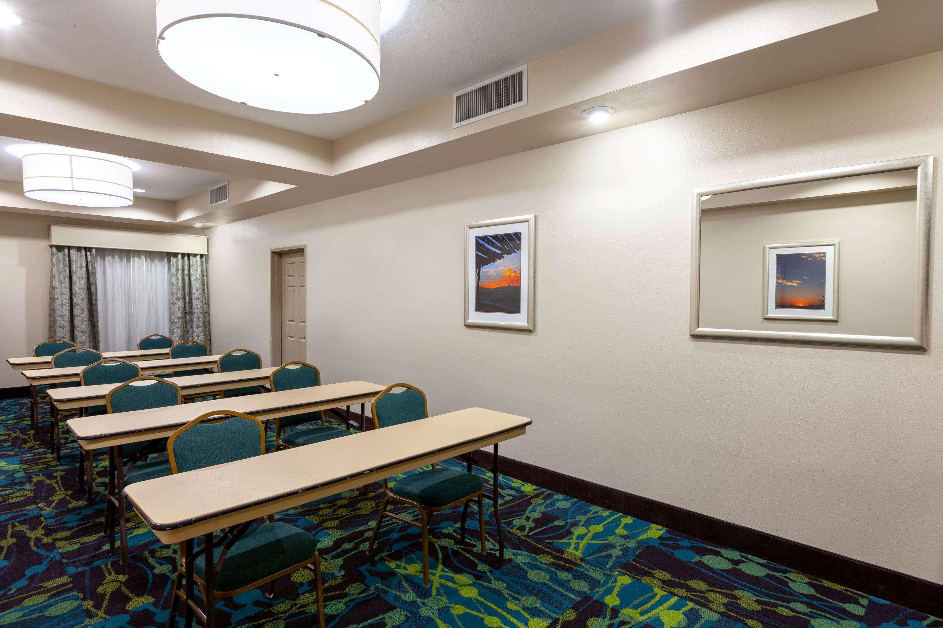 Отель La Quinta By Wyndham Midland North Экстерьер фото